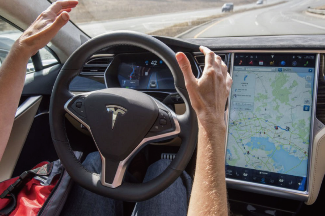 【テスラ（Tesla）】が完全自動運転レベルの動画を公開！！実用化まであとわずか！